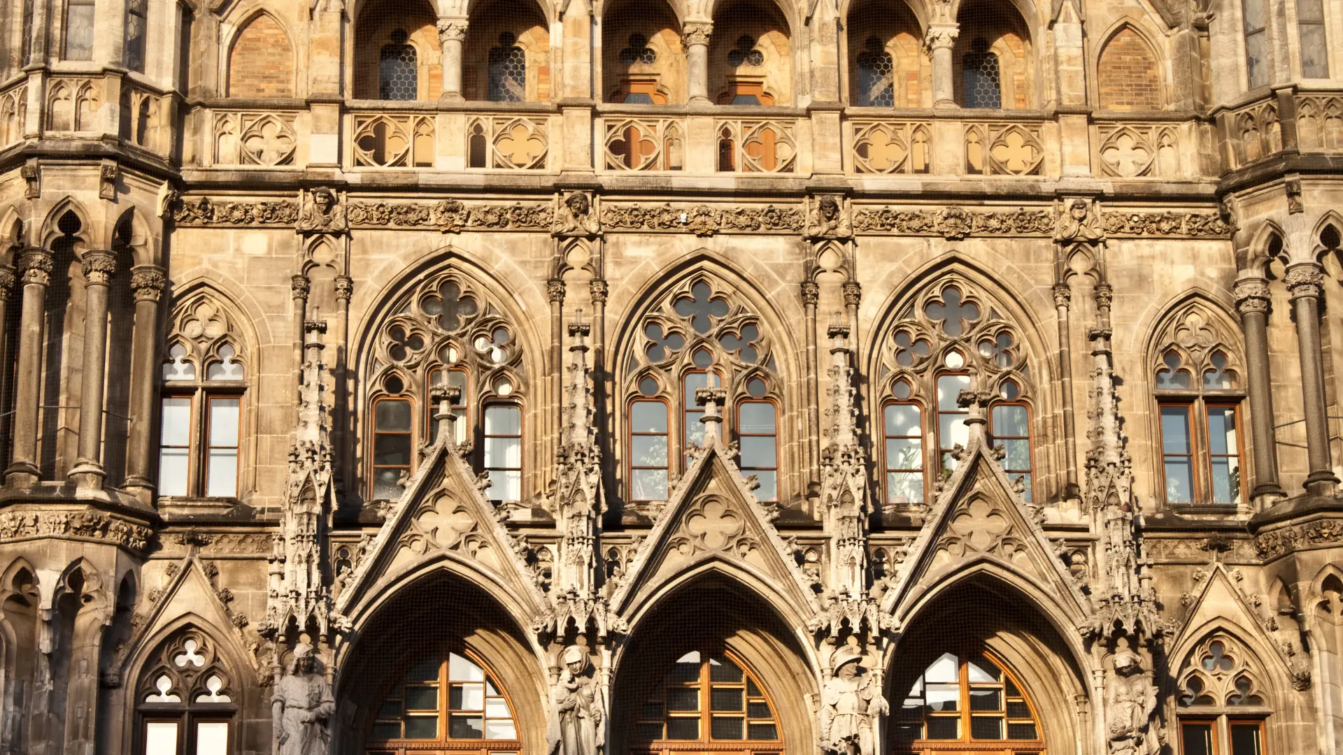 The Rise and Fall of Gothic Victorian Architecture: A Brief History